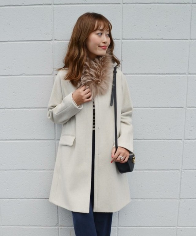 ファー付きノーカラーコート