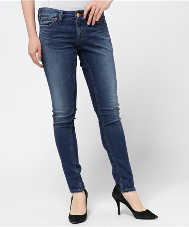 AZUL by moussy スムースタッチデニムスキニー