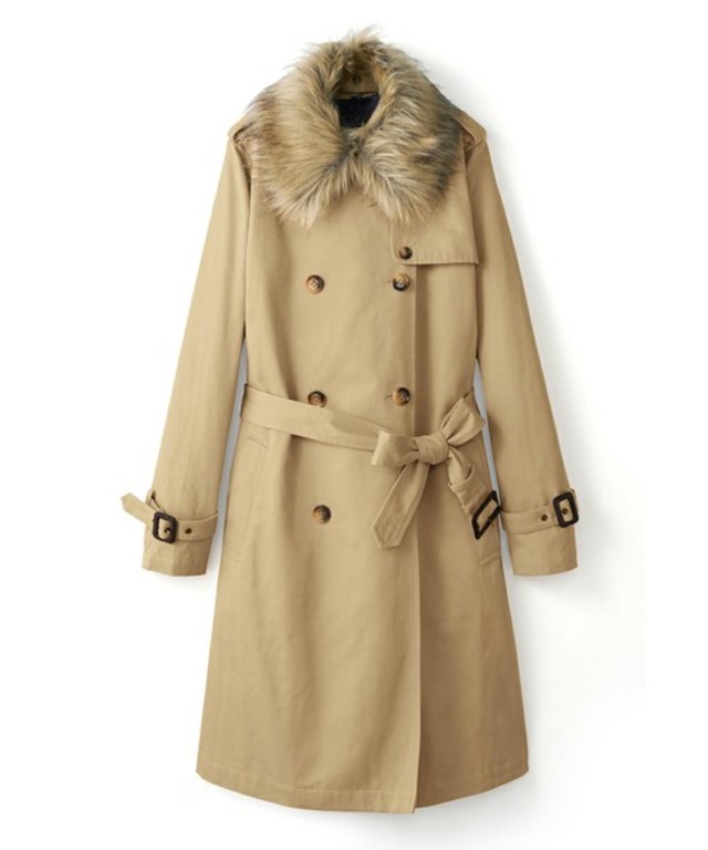 ５年は着たい　ライナーもファーもついた定番トレンチコート