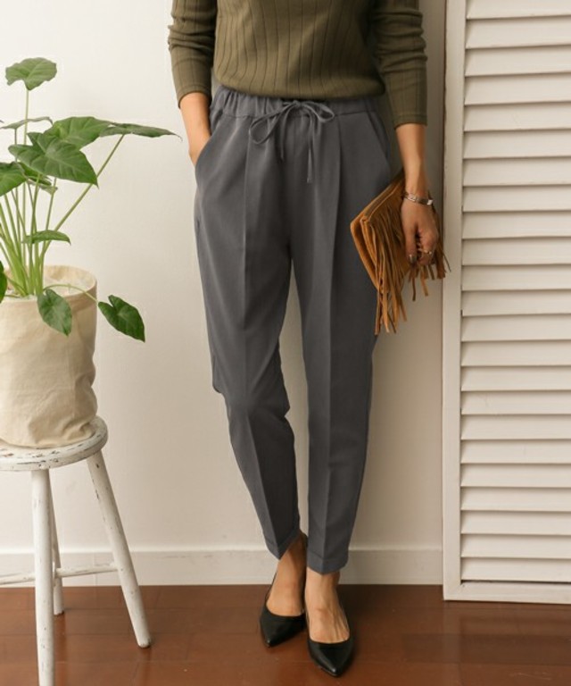 URBAN RESEARCH DOORS TRストレッチテーパードイージーパンツ