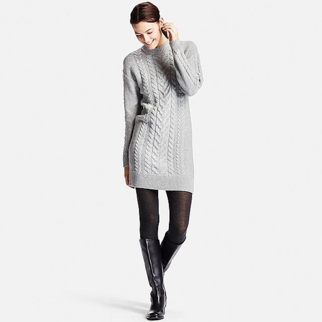 ローゲージニットケーブルワンピース