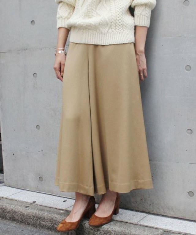 フレームワーク　ソフトフレアーパンツ