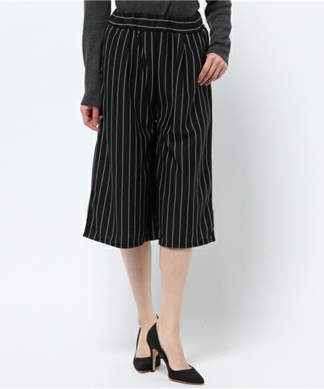 ポンチ素材 ガウチョパンツ