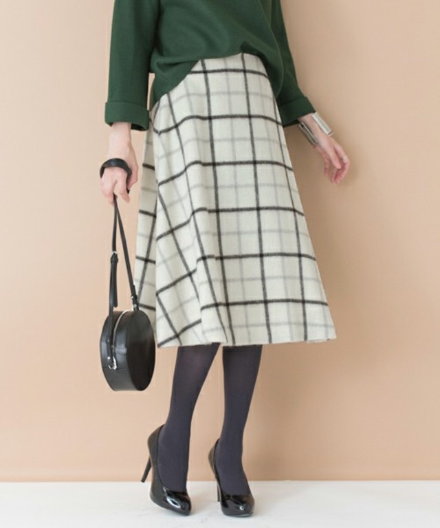 URBAN RESEARCH UR シャギーチェックフレアスカート
