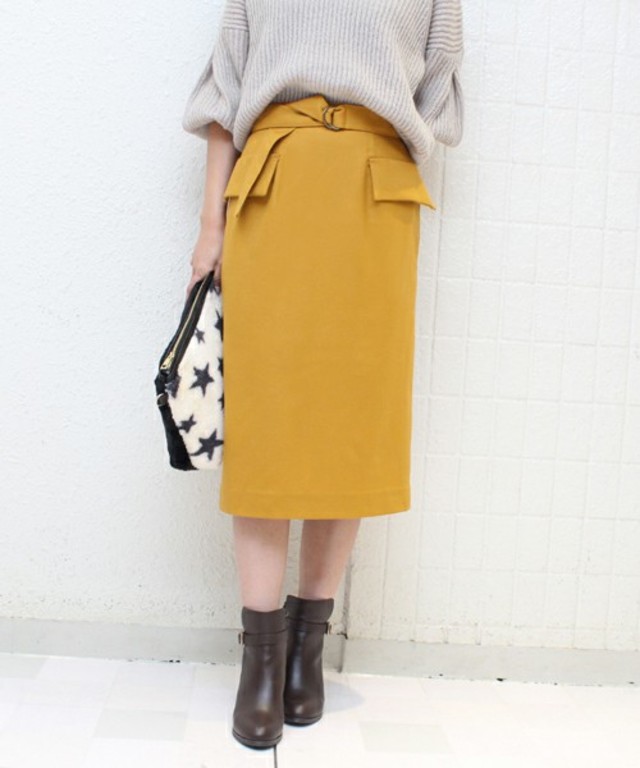 ベルト付フラップタイトスカート