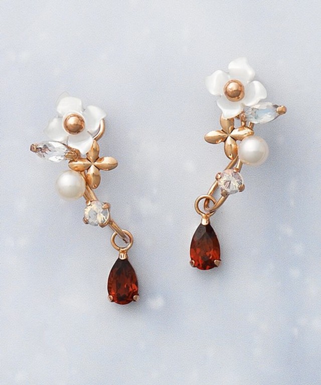 Santa Claus Lahja：グロッギ イヤリング