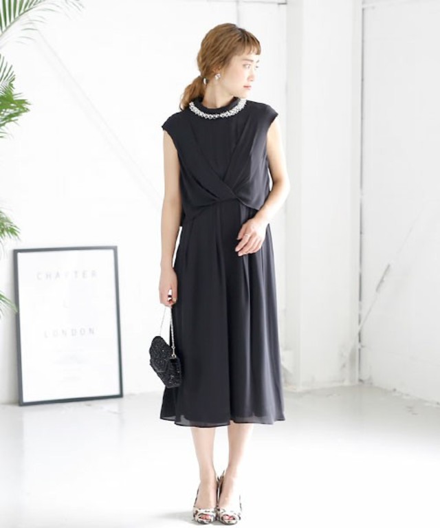 select MOCA 取り外し可能なパールビジュー衿付きフロントドレープデザイン2WAYワンピース