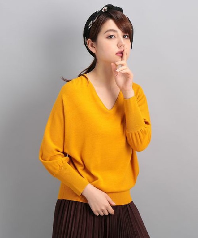 ドルマンスリーブニット