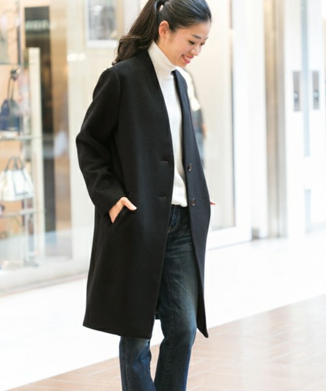 Vネックノーカラーコート