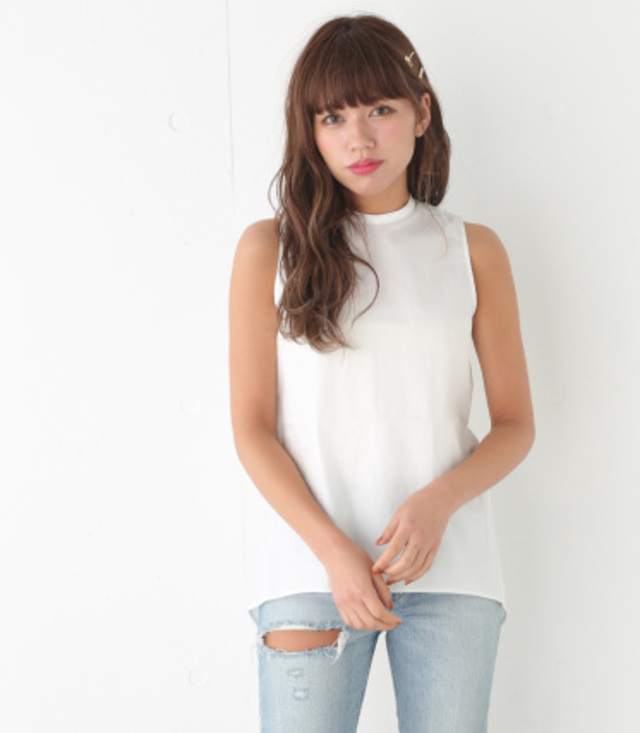 SLY　SWALLOWTAILノースリトップス