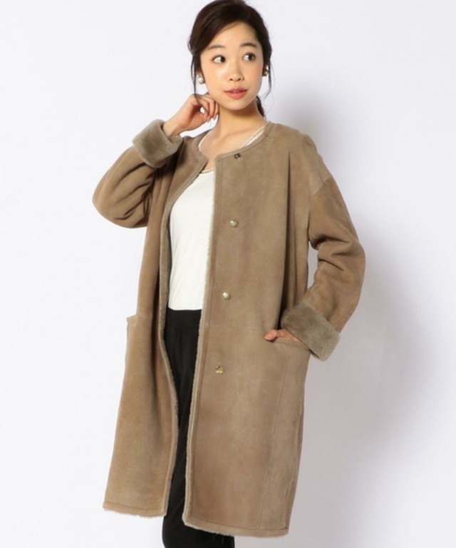 ムートンノーカラーコート