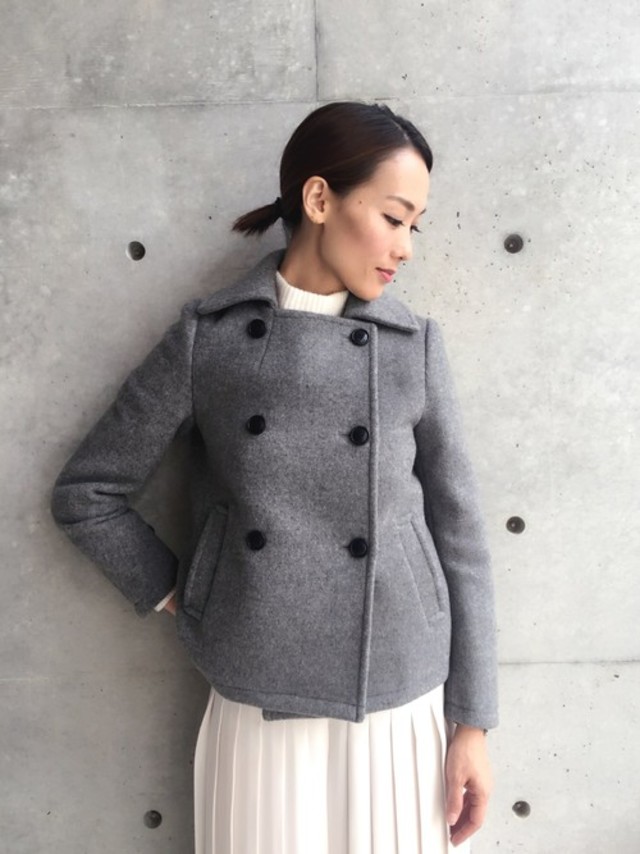 ショート丈ピーコート