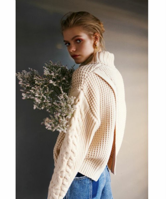 BACKカシュクールタートルネックニットプルオーバー