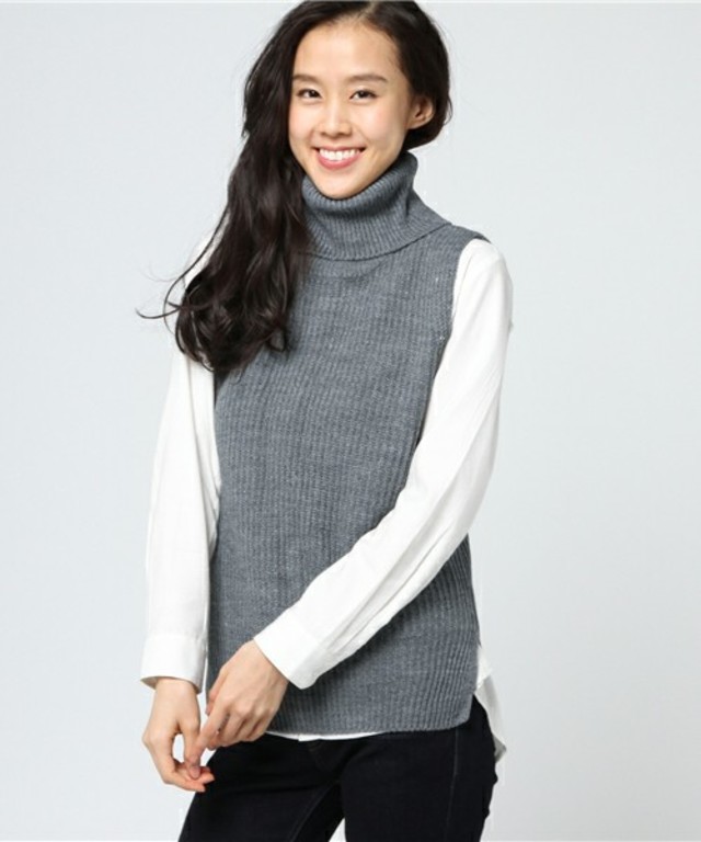 タートルニットベスト