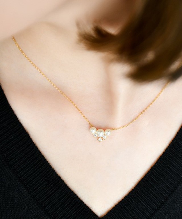 phoebe　フロッシングパールビジューネックレス