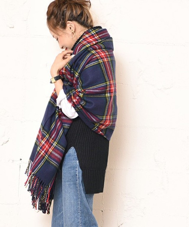 ボタン付きチェック柄大判ストール
