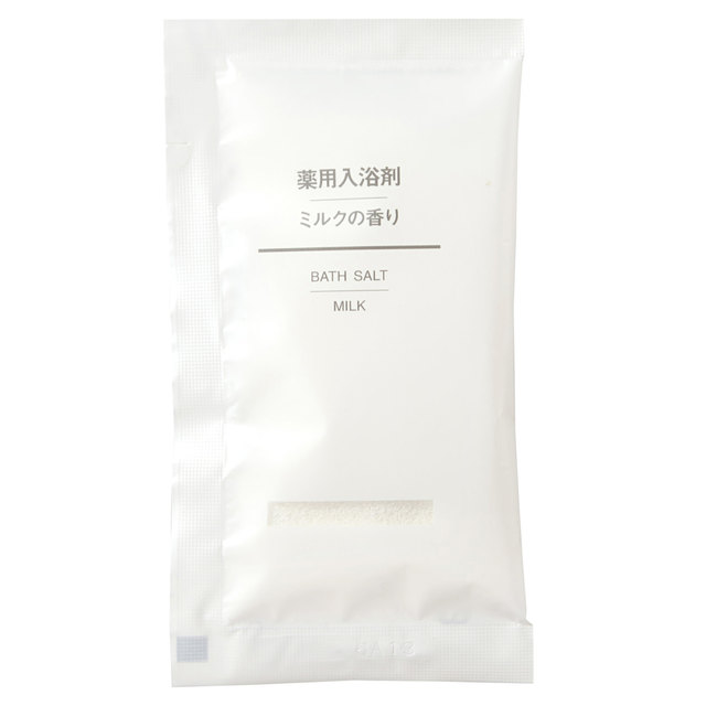 薬用入浴剤・ミルクの香り（分包）　（新）３０ｇ