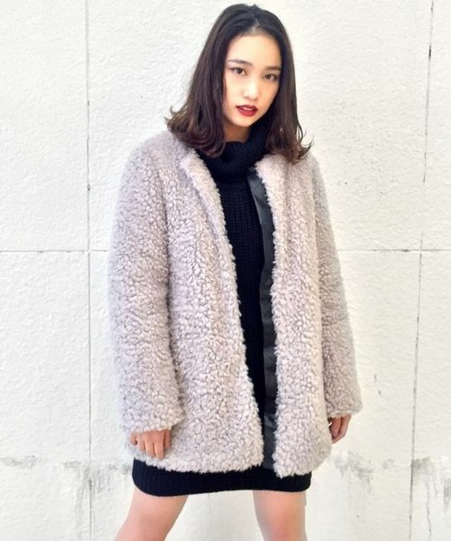 EMODA　フェイクファー ボリュームコート