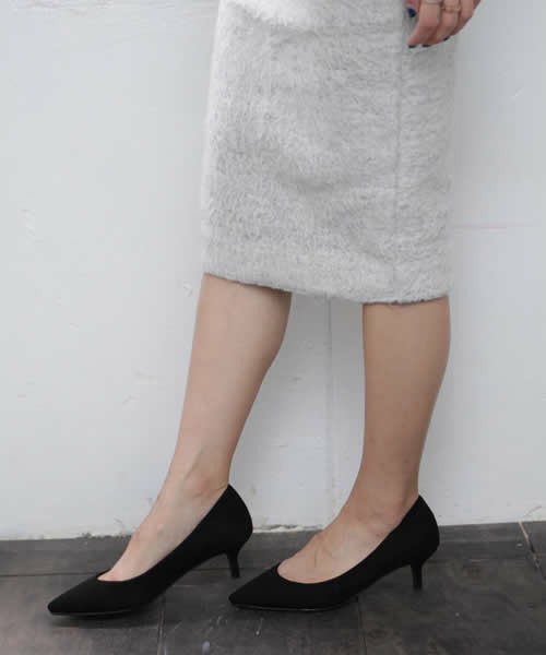 SESTO ポインテッドトゥキトゥンヒールパンプス