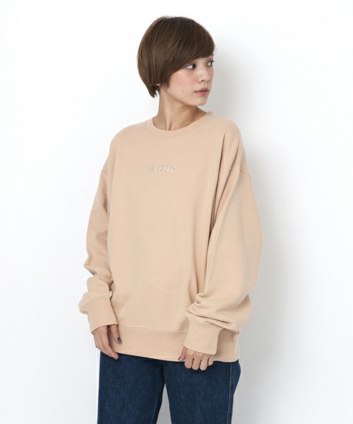 MILKFED. GOTHIC LOGO BIG SWEAT