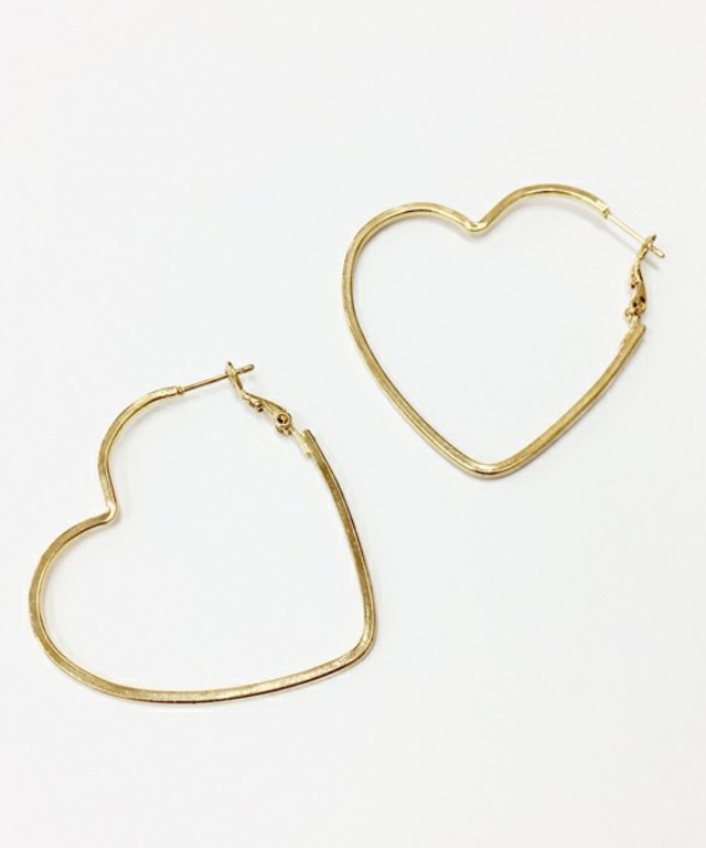 【ロングセラー！再入荷！】ハートフープピアス【大人気】