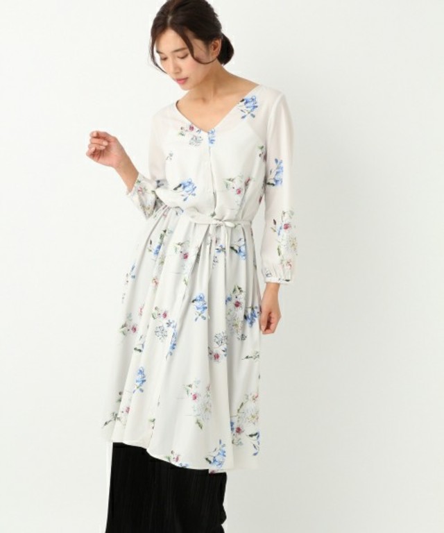 apart by lowrysデシンフラワープリントワンピース
