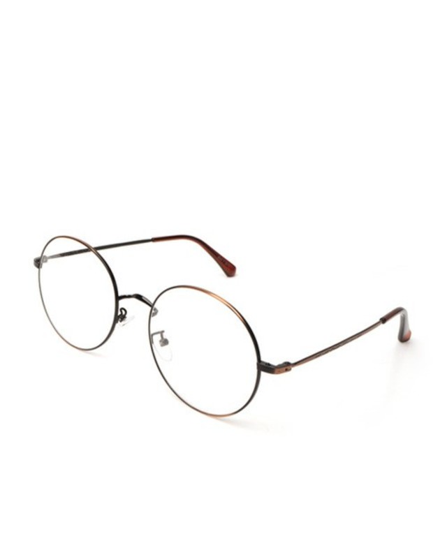 ノーズパッド付き細フレームめがね