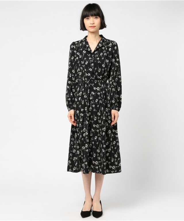 フラワーロングワンピース