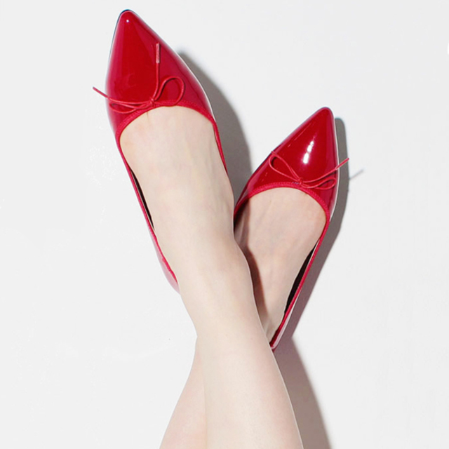 ポインテッドバレエパンプス