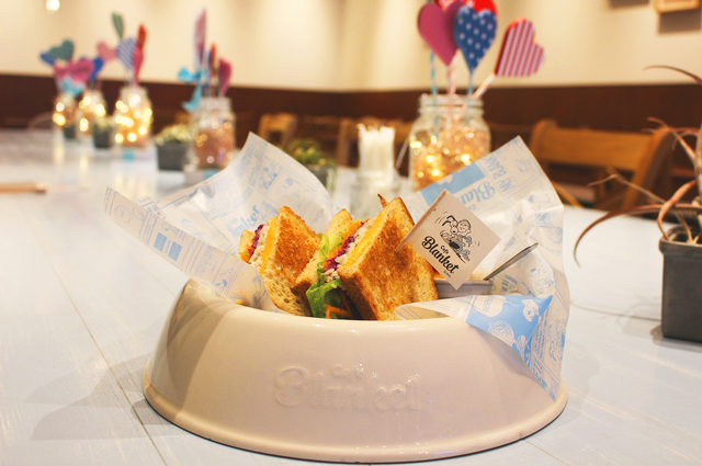 (c) Peanuts Worldwide LLC