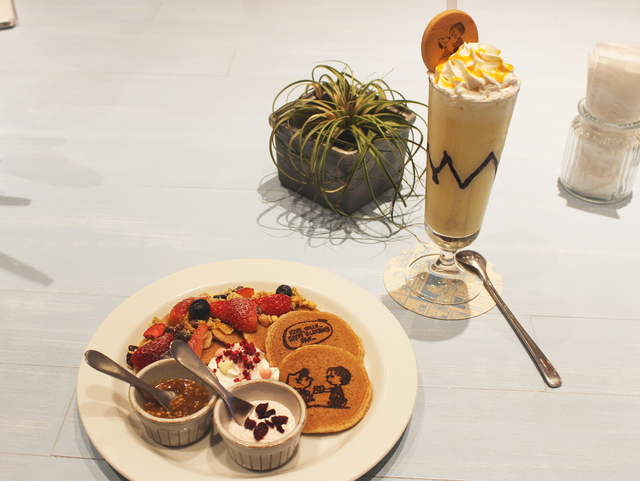 (c) Peanuts Worldwide LLC