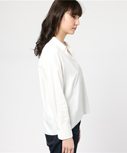 ViS/ピアス付バックシャンブラウス
