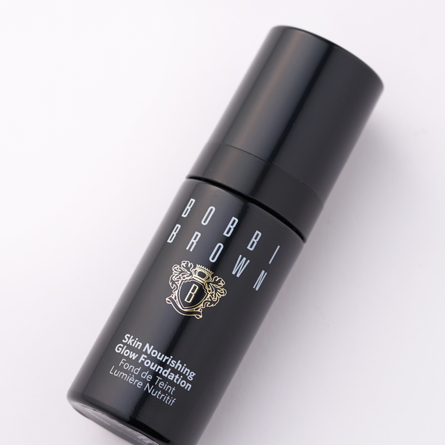 ボビイ ブラウン スキン モイスチャライジング グロウ ファンデーション