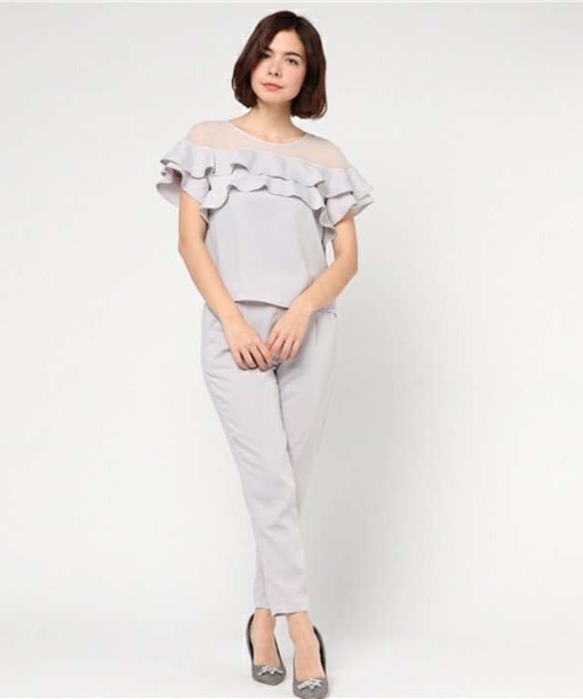 ラッフルフリルセットアップ