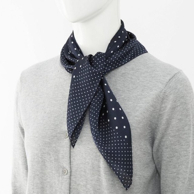 シルキースカーフ（ドット）