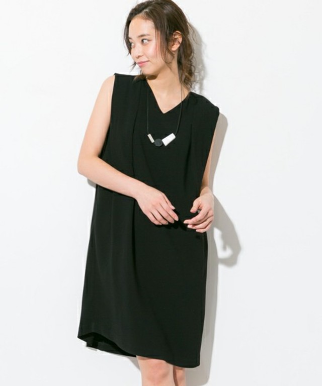 ドレープレディドレス