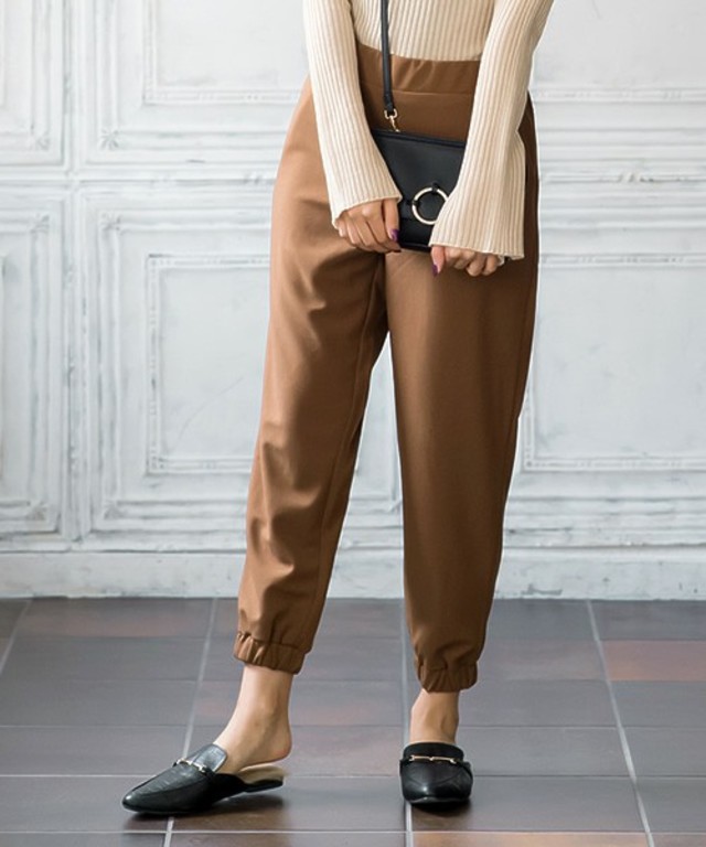 トレッチオリジナルポンチジョガーパンツ