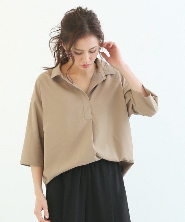 後ろタック変形シャツ