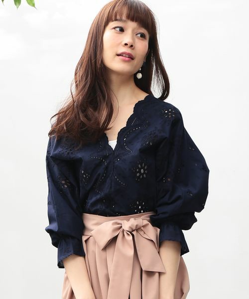 ViS パンチングレースボリューム袖ブラウス