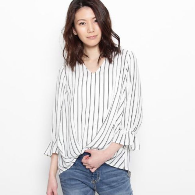 キャンディースリーブブラウス