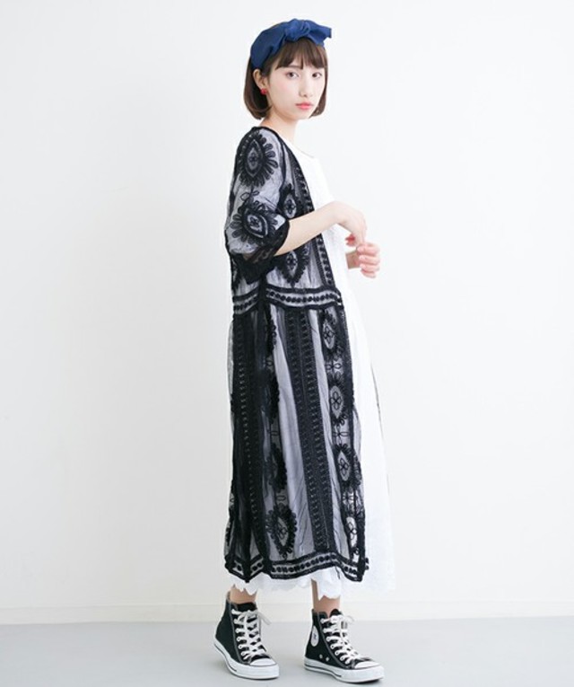 merlot 総レースガウン