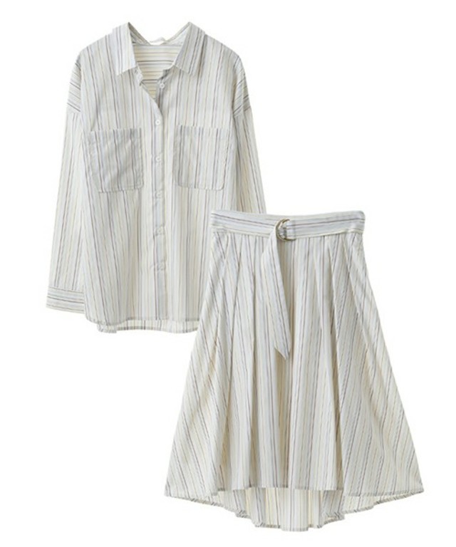 ストライプシャツ×共布ベルト付スカート