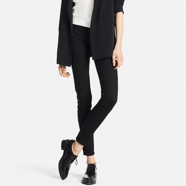 UNIQLO　ウルトラストレッチジーンズ