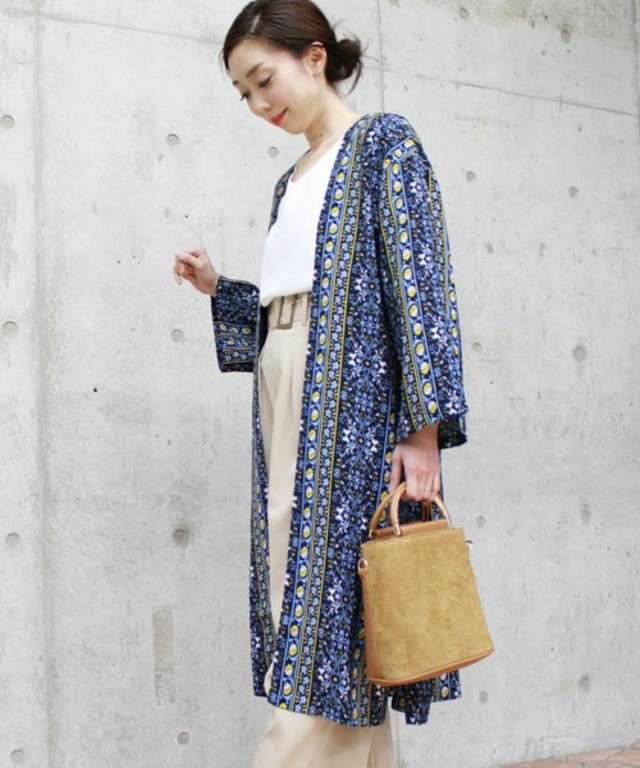 AULI / 花柄ガウン