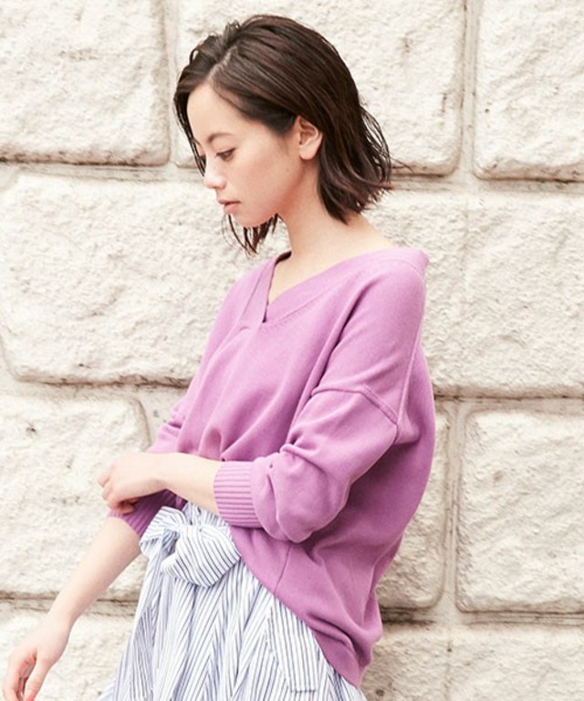 The Virgnia／ドロップショルダーゆるVネックニット