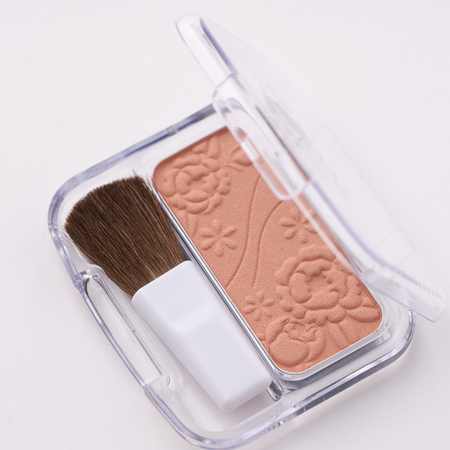 セザンヌ ナチュラル チークN 05