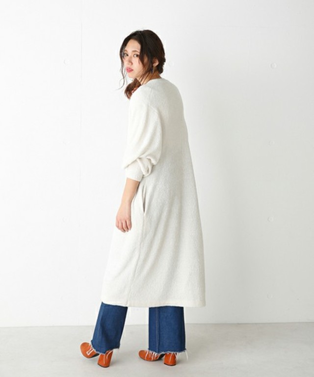 SLY　LITTLE FEATHER YARN C/D