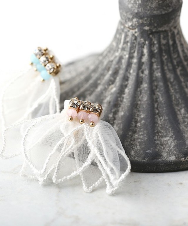 Ane Mone / レース調シースルーフラワーイヤリング