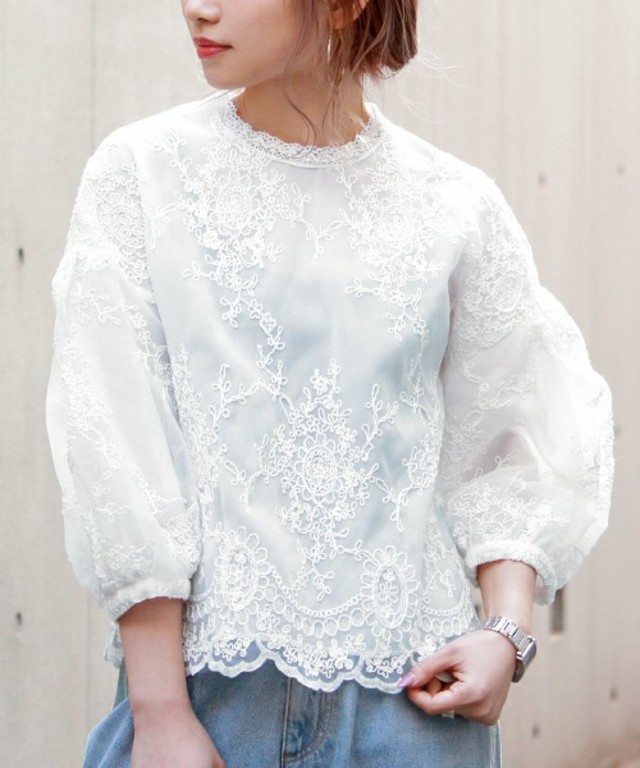 PAGEBOY  オーガンジー刺繍バルーントップス