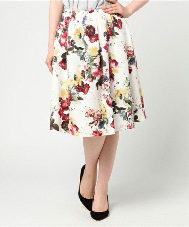 TRUDEA プリントタックスカート
